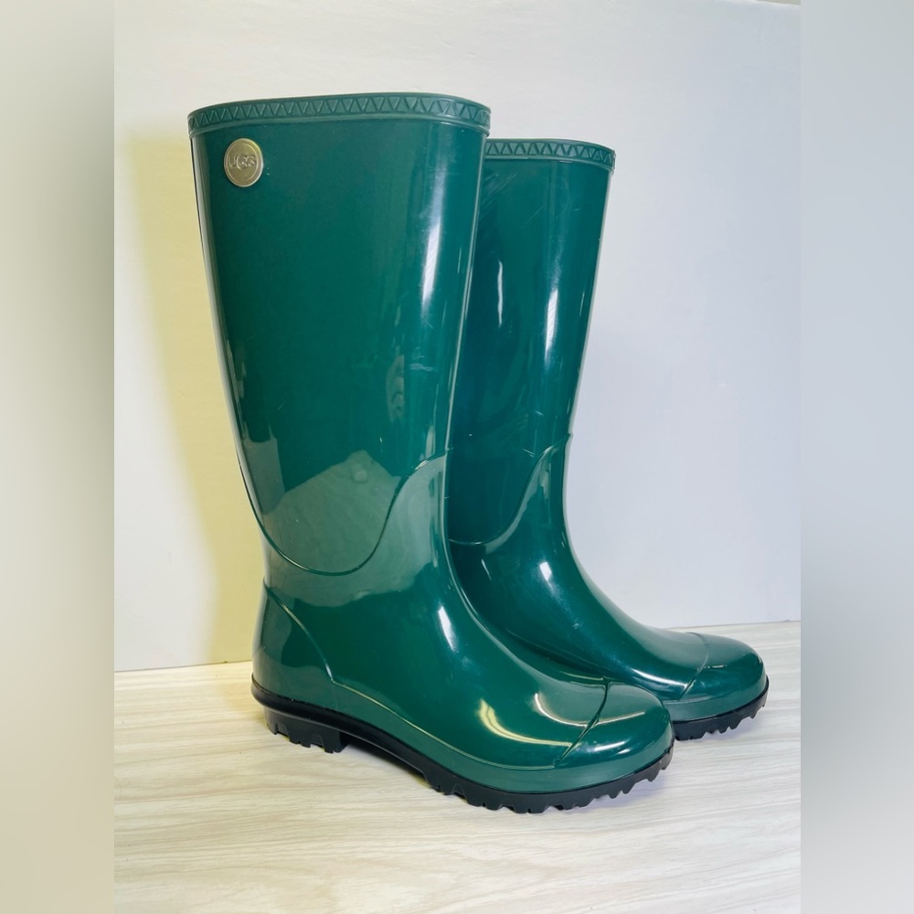 UGG  Shaye Green Rainboots Size 6 (1822942) 2 Used